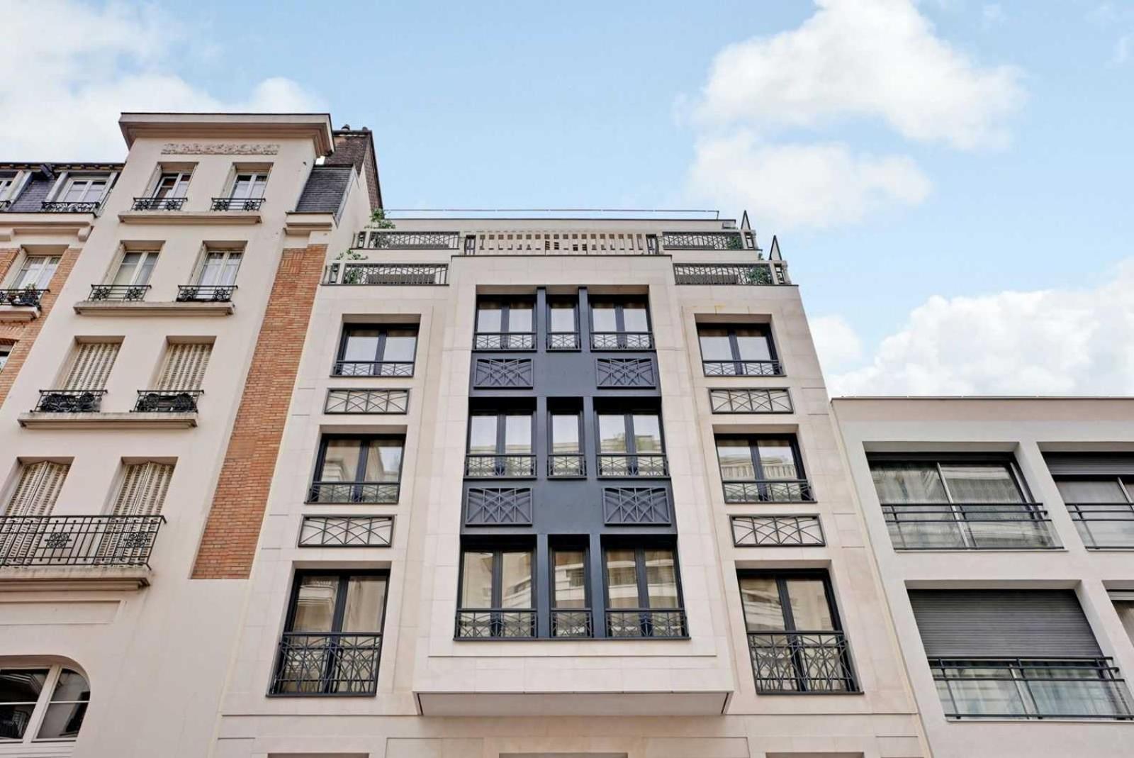 Raffinement Et Confort Dans Cette Residence A Levallois-Perret Extérieur photo