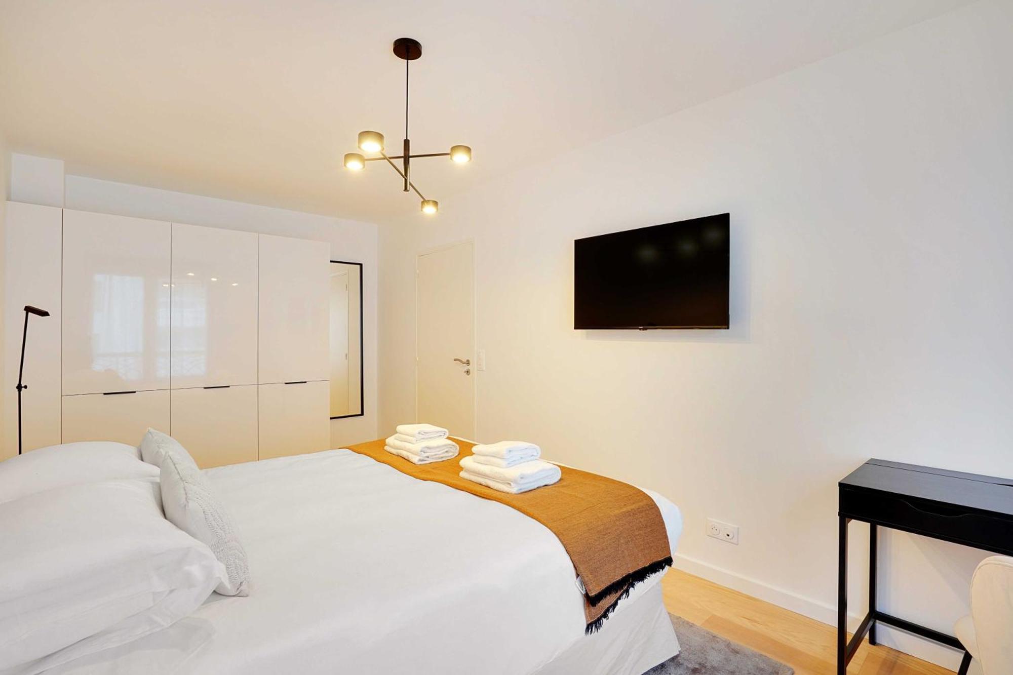 Raffinement Et Confort Dans Cette Residence A Levallois-Perret Extérieur photo