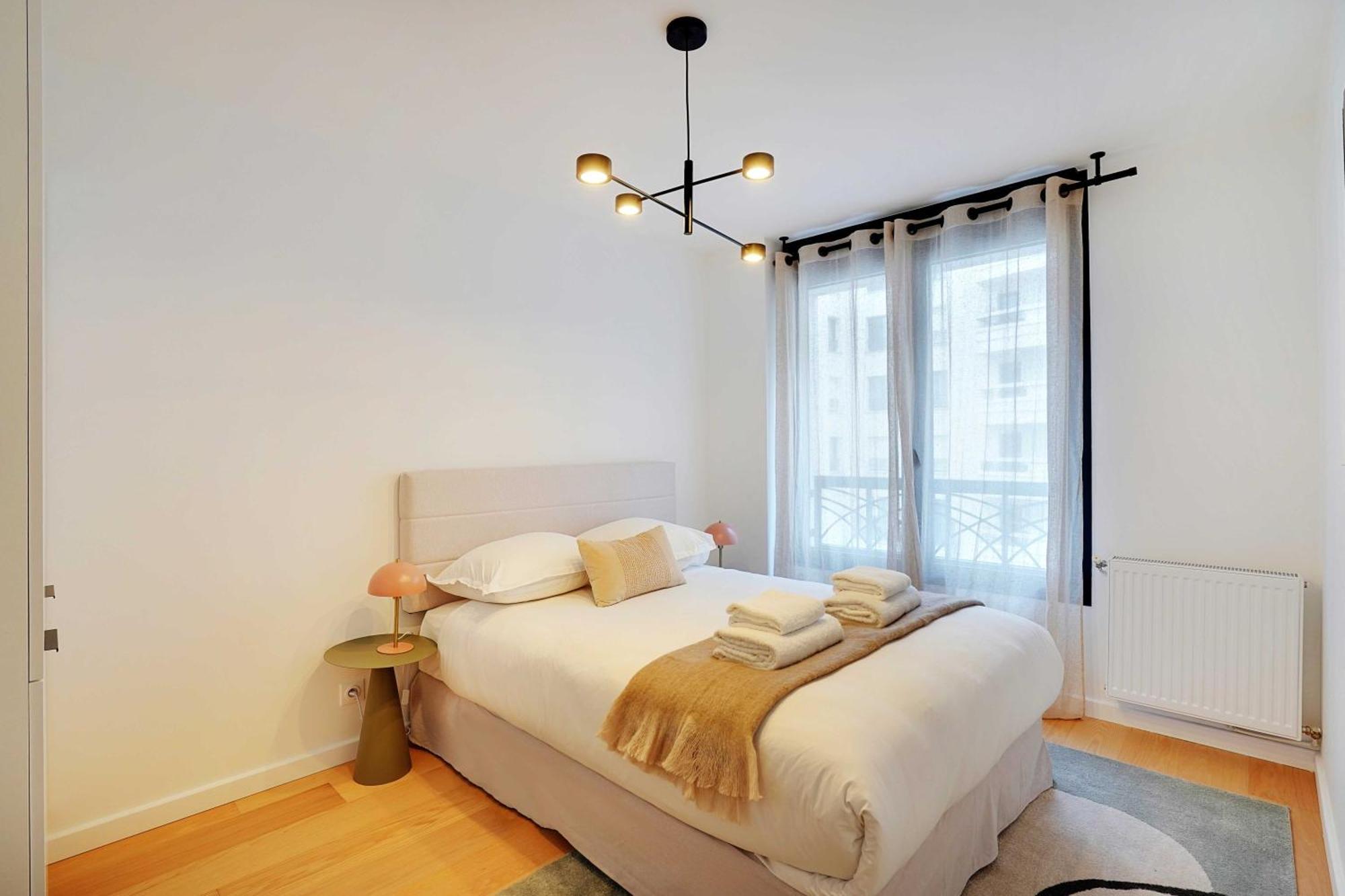 Raffinement Et Confort Dans Cette Residence A Levallois-Perret Extérieur photo