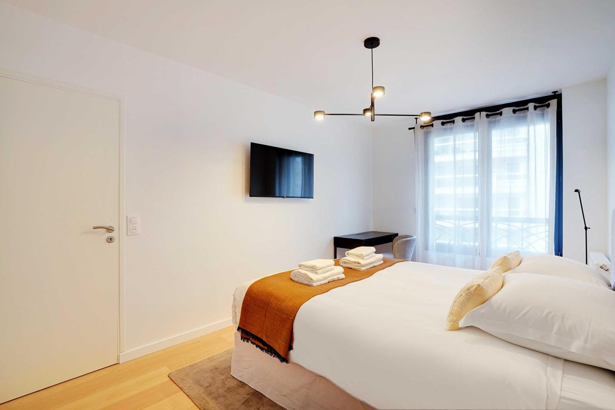 Raffinement Et Confort Dans Cette Residence A Levallois-Perret Extérieur photo