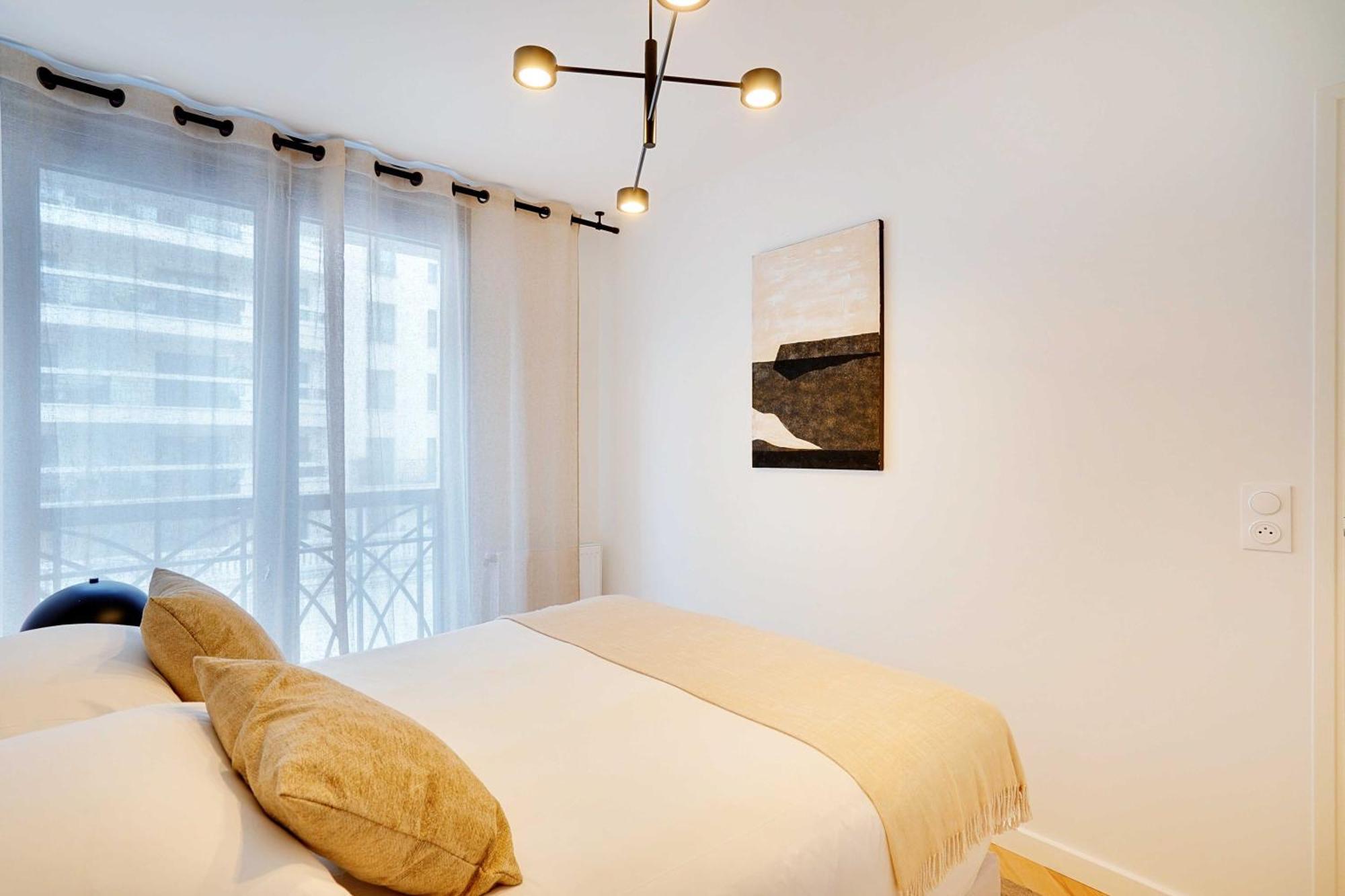 Raffinement Et Confort Dans Cette Residence A Levallois-Perret Extérieur photo