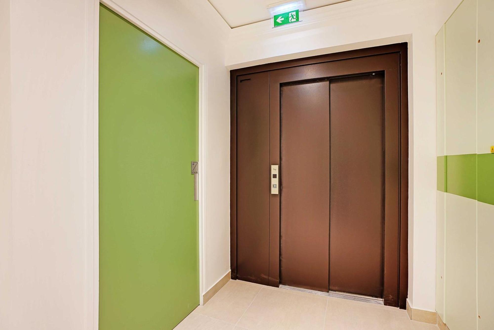 Raffinement Et Confort Dans Cette Residence A Levallois-Perret Extérieur photo