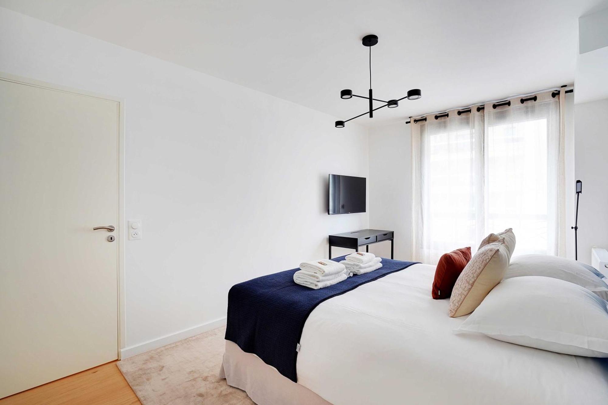 Raffinement Et Confort Dans Cette Residence A Levallois-Perret Extérieur photo